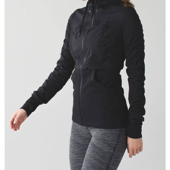 LULULEMON ATHLETICA Dance Studio Jacket III In Black Size 6 - Picture 1 of 10